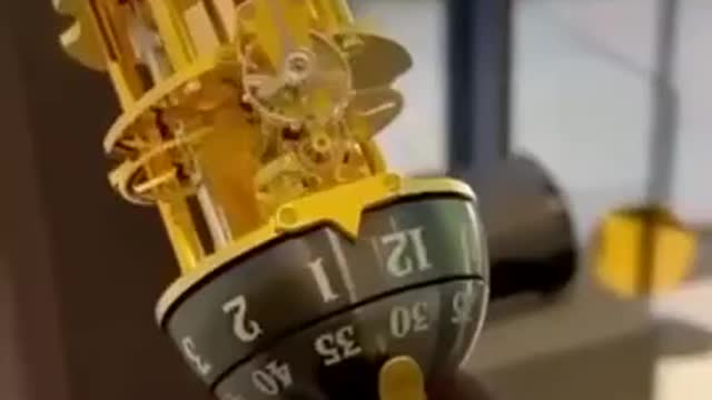 Exclusive watch, which is a revolver.