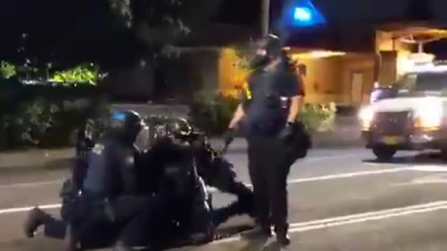 BLM & Antifa Riots 2020 - 2020-08-31-06-09-01-Portland.mp4