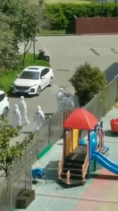 China explains quarantine to those who does not understand.