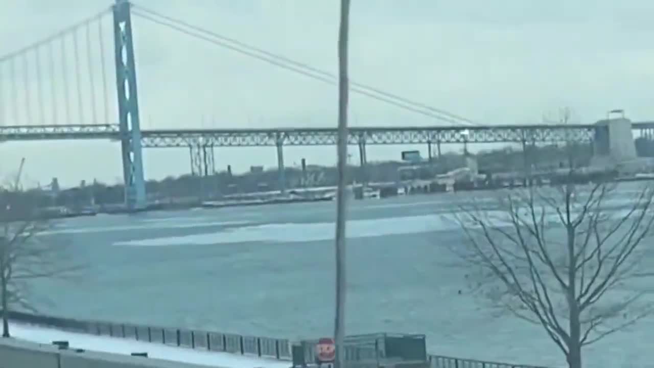 US - Canada border today, Ambassador Bridge closed
