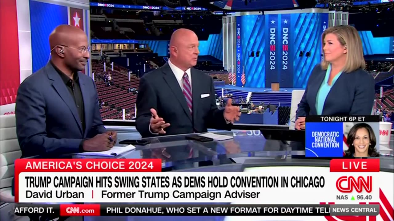 Van Jones Distraught That Harris Hasn't Pulled Away From Trump Despite 'Positive Press'