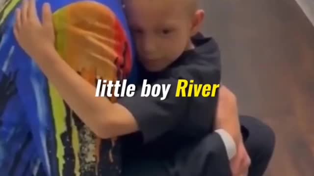 Tyson fury says prayer for a sick little boy. 😰♥️#trending#viral