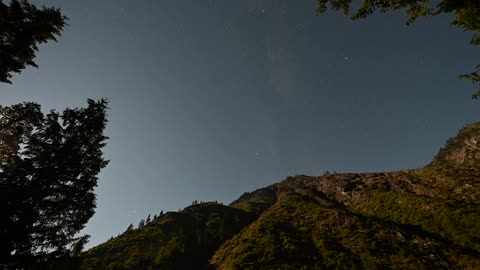 Timelapse (Holy Grail) near Levenworth, WA!