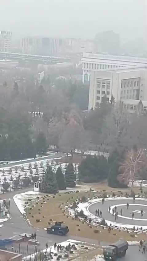City Hall on Fire in Almaty - State of EMERGENCY declared in Kazakh capital