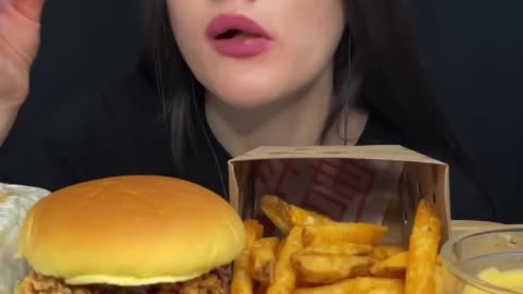 ASMR EATING CRISPY CHICKEN BURGER + FRIES _ FAST FOOD MUKBANG #asmr #mukbang #fastfood #crispy