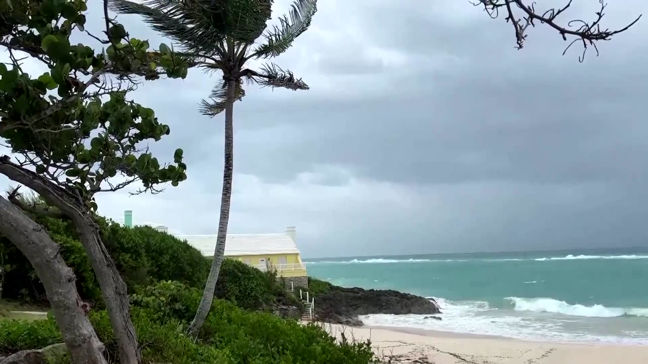 Hurricane Ernesto whips up waves as it closes in on Bermuda