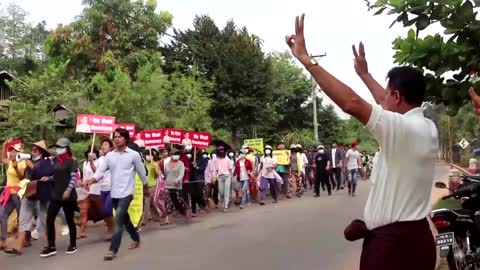 Protesters march in Dawei as Myanmar deaths top 500