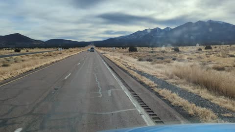 Two minutes of Trucking Arizona