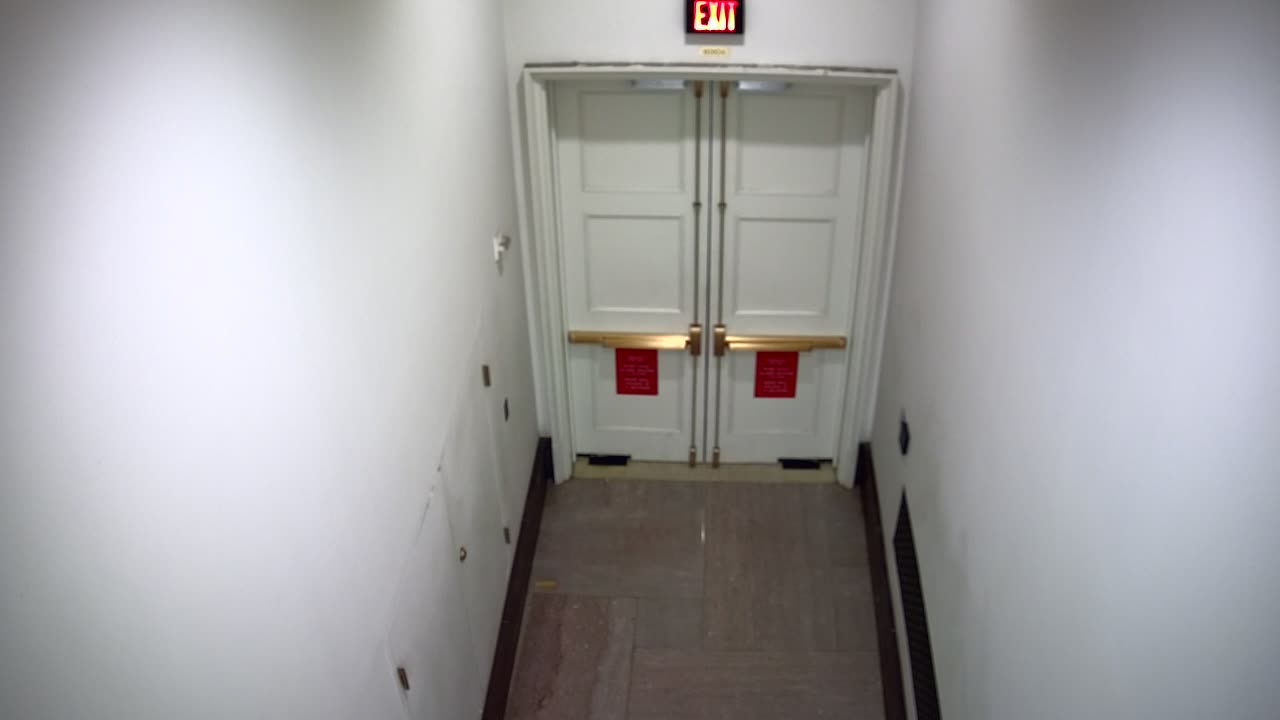 0751USCH02H202FireDoor_2021-01-06_18h29min54s043ms.mp4