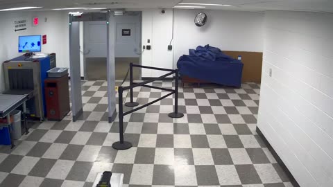 6134RHOBG3G308CLobby8Entrance_2021-01-06_02h00min00s543ms.mp4