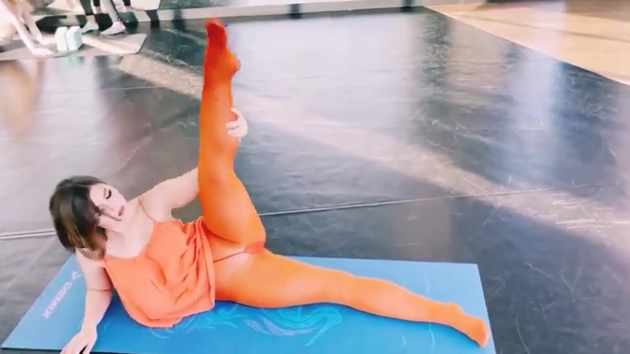 Naked Yoga classes, Stretching, Gymnastic (23)