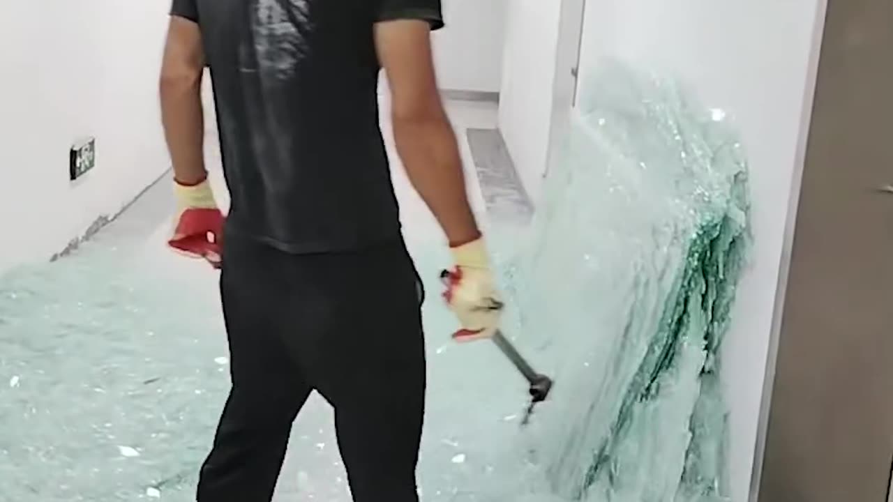 This Guy is Breaking Glass