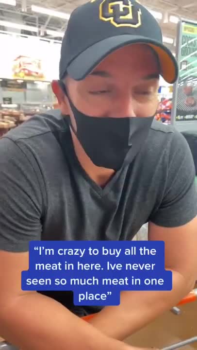 Cuban Goes to Walmart for the First Time