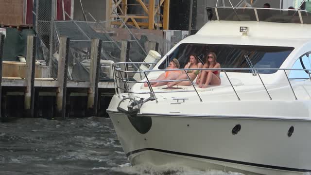 Ladies just like to take pictuers of their Butt on Yachts ! Miami Full of Females !!! Max Alexjones COVID