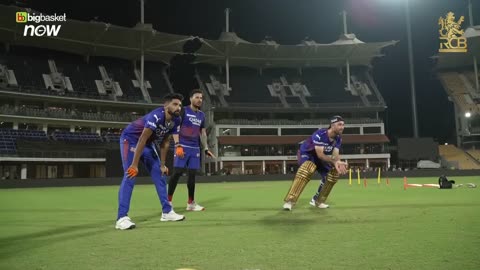 A little bit of fun at practice never harmed anyone! 🤭 Watch Maxi and Siraj mak