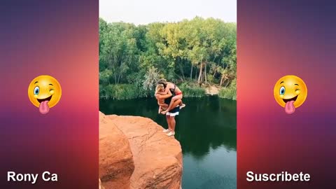 Videos de Caídas Momentos Graciosos de Personas y Animales 😂
