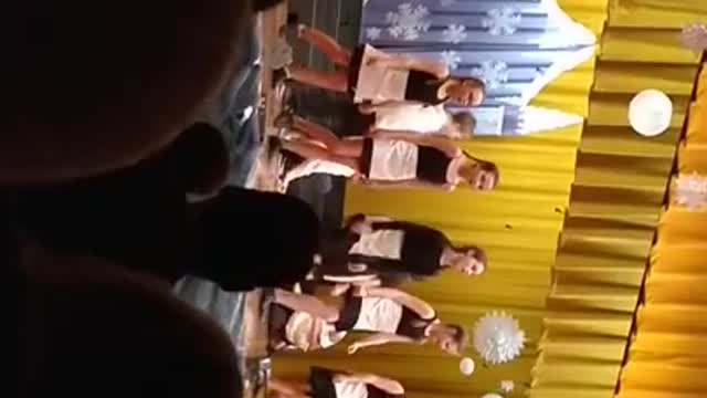 Frozen 2 musical with Spencer the townsperson(5)