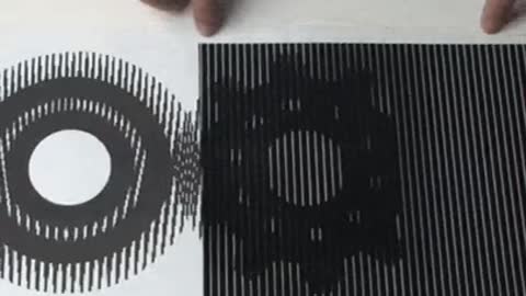 Gear rotation illusion