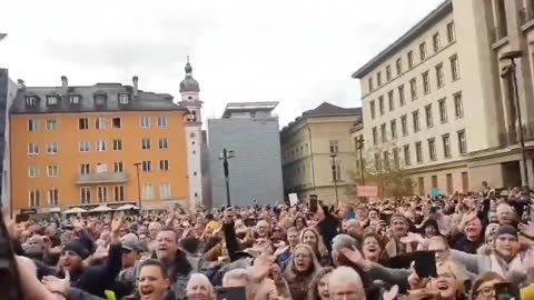 AUSTRIA WE HEAR YOU AND WE STAND WITH YOU!!! DO NOT GO GENTLE INTO THOSE LOCKDOWNS!!!