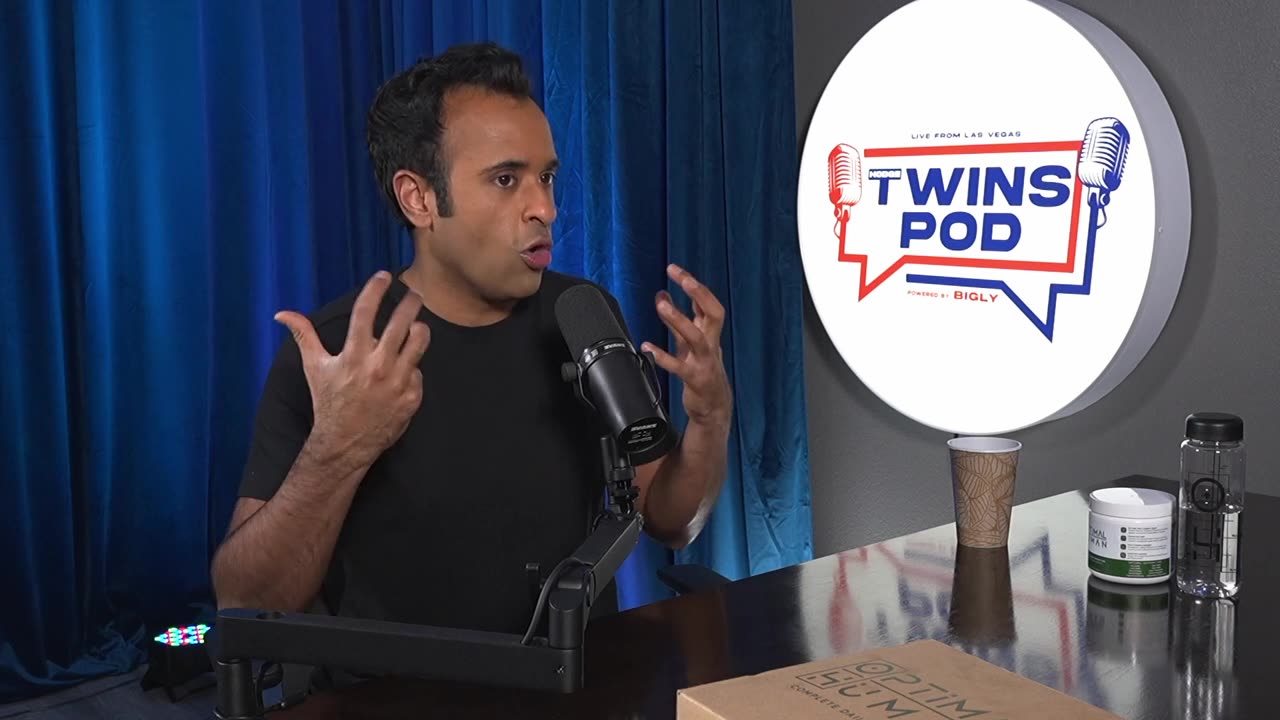 WW3 Update: Vivek Ramaswamy EXPLAINS What the DEEP STATE Is! 3m