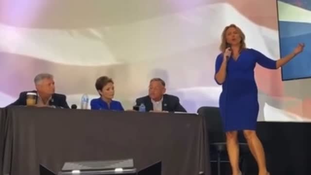 Lara Logan says illegal migrants are getting Social Security numbers at the border!