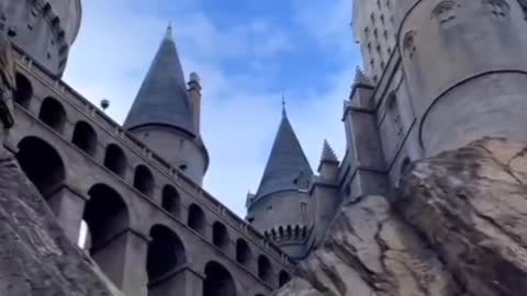 Have you arrived at the legendary Hogwarts?