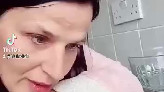 Alexa, what is the projected population in UK in 2025?