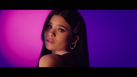 Nessa Barrett - la di die (feat. jxdn) [Official Music Video]