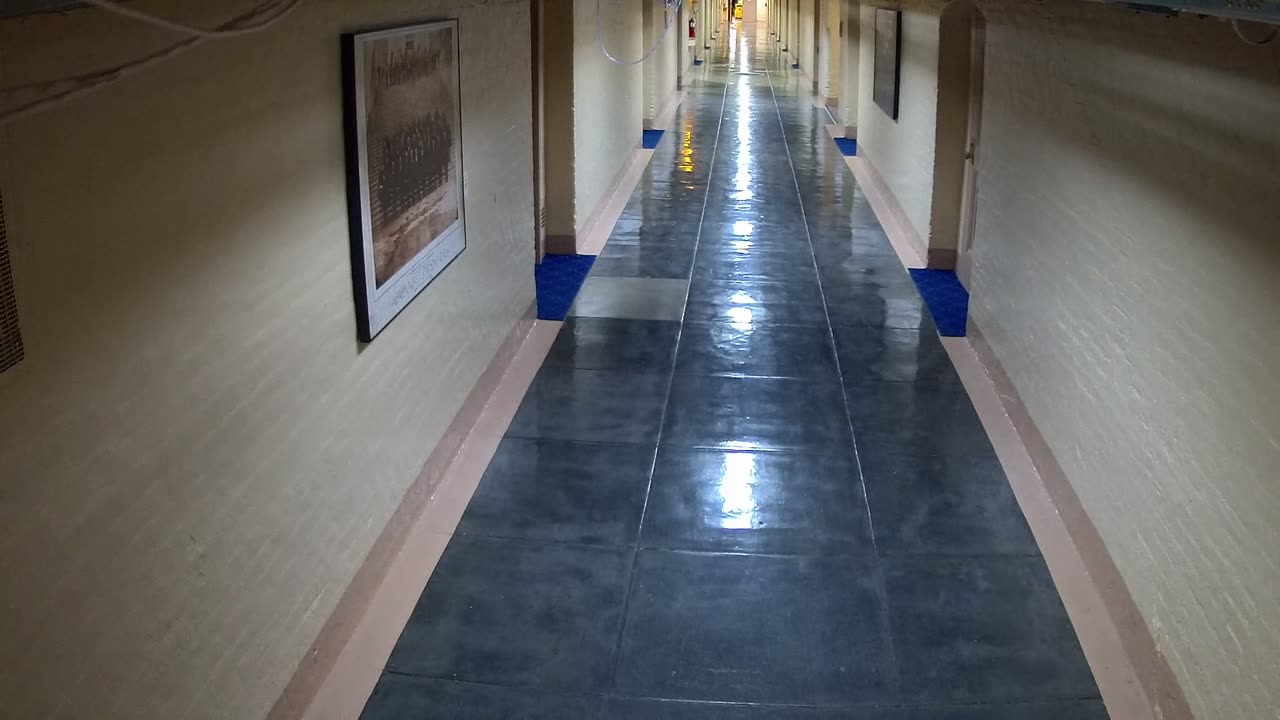 Camera0007USCSBAST52Hallway_2021-01-06_Starting_at_21h20min03s183ms.mp4