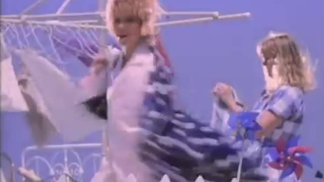 Debbie Gibson - Only in My Dreams