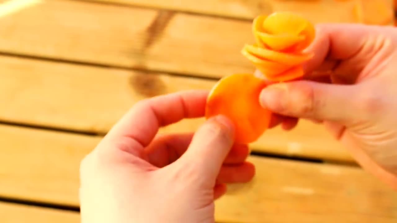 Art In Carrot Rose Flower | Vegetable Carving Garnish | Food Decoration | Party Garnishing