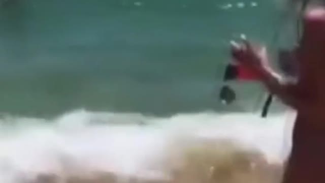 Record girls on the beach
