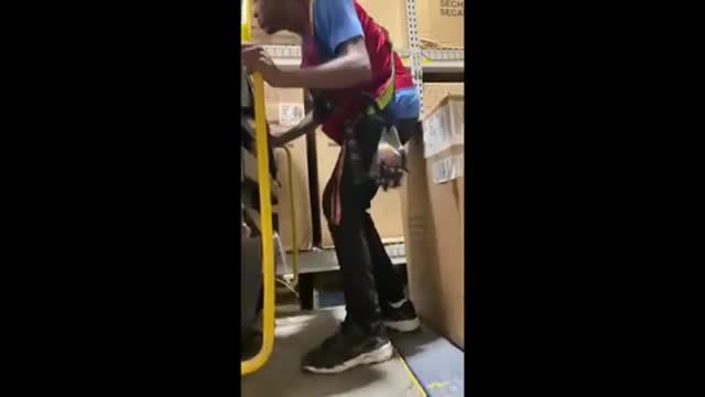 UNUSUAL MEMES COMPILATION 002