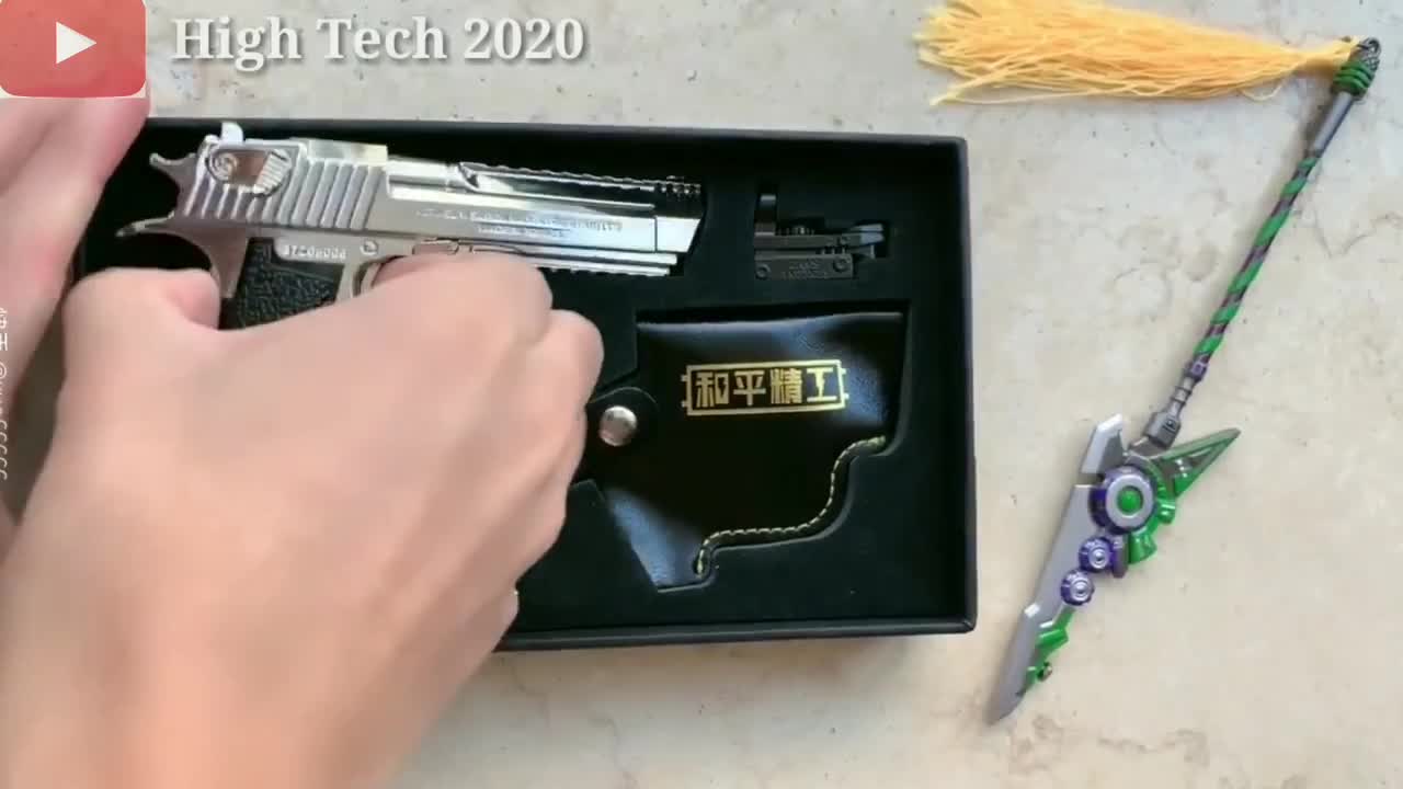 Unboxing PUBG Toy Guns