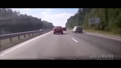 How not to drive - Pay attention and mind that car