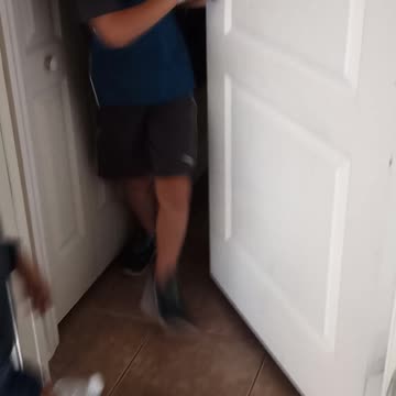 This happens every time Luna sees her mom!