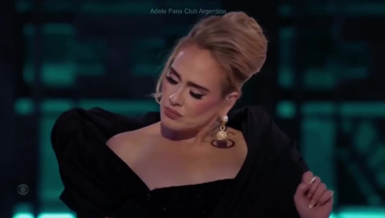 Adele - Easy on me ( Live Performance )