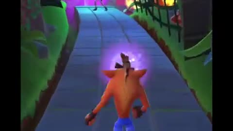 Turtle Woods Halloween Gameplay - Crash Bandicoot: On The Run! (Electro Lab Assistant Boss)