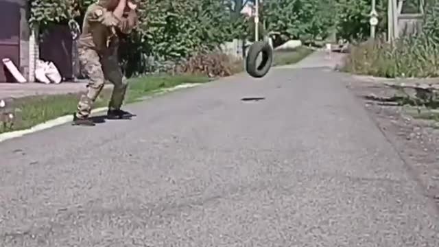 Clearing anti-personnel mines with a tire in Ukraine