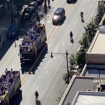 WNBA Parade Draws Tens of Fans