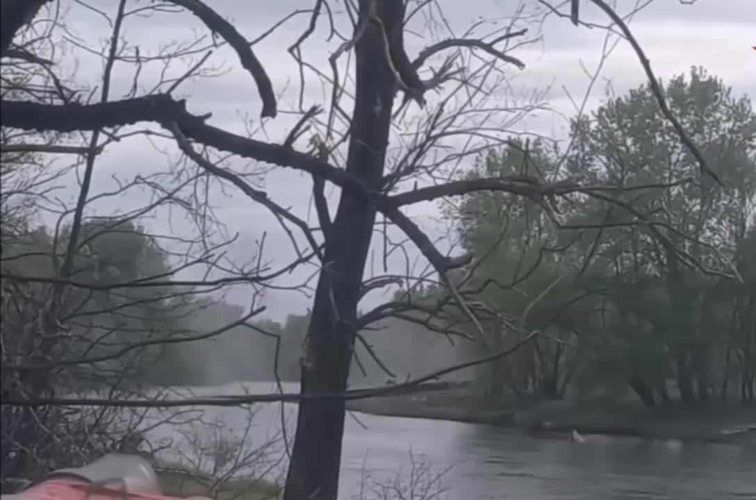 14.05.2022 The Armed Forces of the Russian Federation fire at the crossing of Ukrainian troops