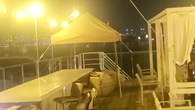 the cafe of Han River