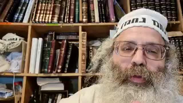 אע"פ שאמרו אין אדם רשאי לכוף את אשתו להיות כוחלת ולהיות פוקסת באמת אמרו - שיר נ נח מסכת כתובות דף ד