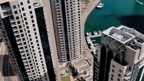 World's longest urban zipline, Dubai