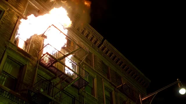 Daphne's Apartment Catches Fire