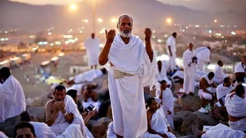 Sheikh Bandar Balila recites Surat Al-Alaq (Surah 96).