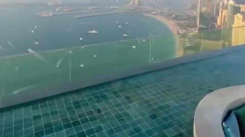 Here's how it looks like Viewing from a Suspended Pool in Dubai ♥