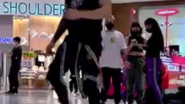 FREE STEP TUTORIAL - WE DANCE IN THE SHOPPING