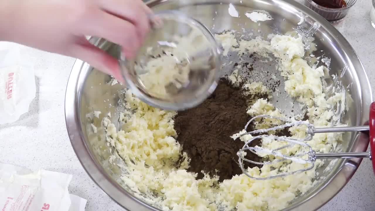 How To Make The Most Amazing Chocolate cake