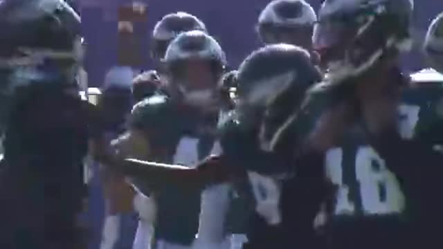 WR Zach Pascal makes his Eagles training camp debut_batch